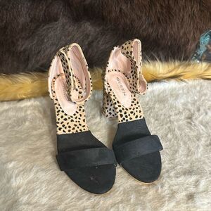 Queen George shoes NWOT 7 (7006)